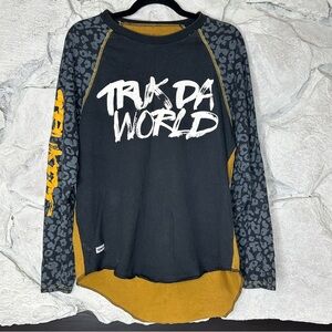 Trukfit | Men’s Streetwear Graphic Long Sleeve Cotton T-Shirt , Size L